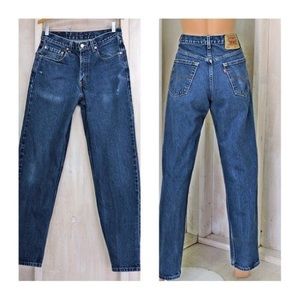 Vintage Levi’s 550 Tapered Mom Jeans